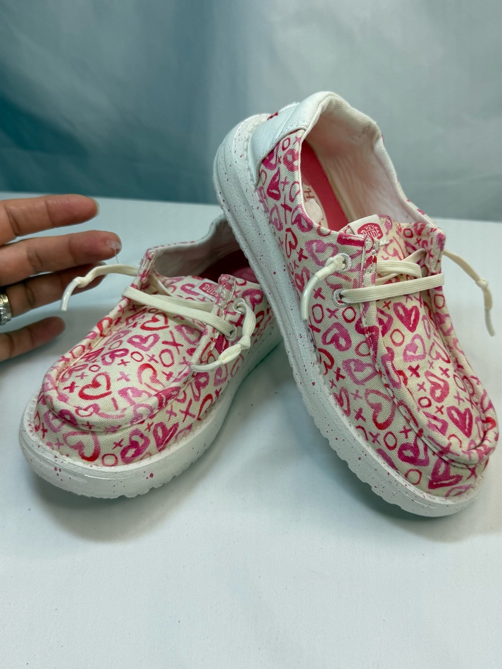 Hey Dude Wendy Kids Size C13 “Watercolor Hearts” Canvas Slip-On Sneakers EUC